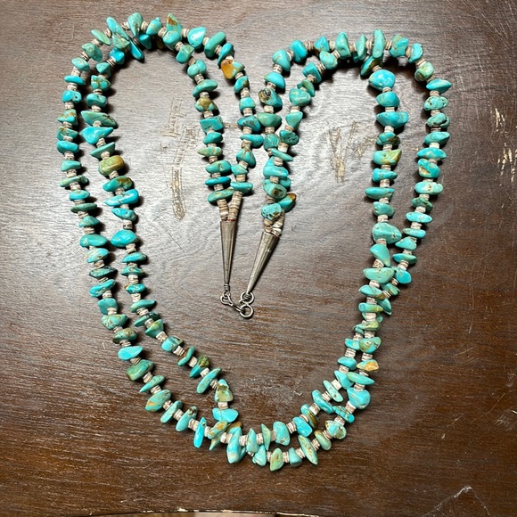 Vintage Genuine Turquoise
& Heishi Shell Necklace - Picture 1 of 11